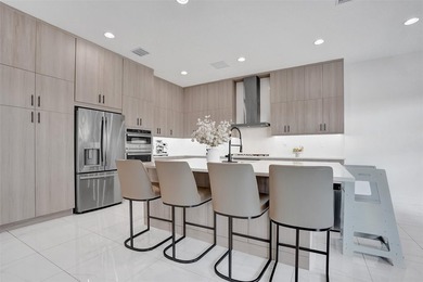 Honolulu model home where modern design meets everyday comfort - photo 19