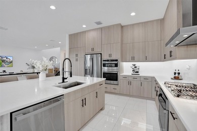 Honolulu model home where modern design meets everyday comfort - photo 24