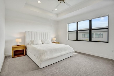 Honolulu model home where modern design meets everyday comfort - photo 40