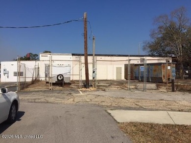 10,154sq ft gutted commercial building, ''X'' Flood Zone, and - photo 7