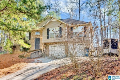 Mountain Woods Lake Home For Sale in Warrior Alabama