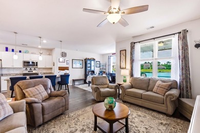 Come live your dream life at the beach! This move-in-ready home - photo 16