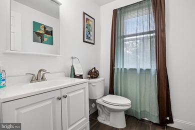 Waterfront 4-bedroom, 3.5-bathroom home in the Martins Beach - photo 19