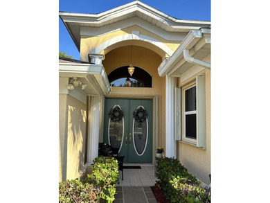 Quiet cul-de-sac in a desirable 55+ active adult community with - photo 2