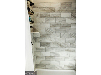 Experience the charm of tiny living in this light and airy 2024 - photo 27