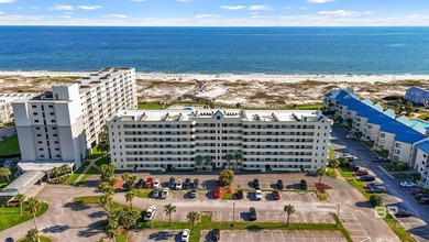 Experience the best of coastal living in this updated 2-bedroom - photo 28