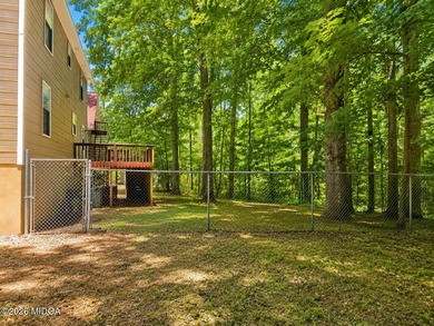 Located in the gated lake community of Lake Wildwood, this - photo 28