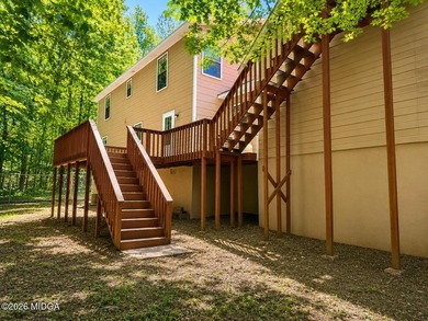 Located in the gated lake community of Lake Wildwood, this - photo 30