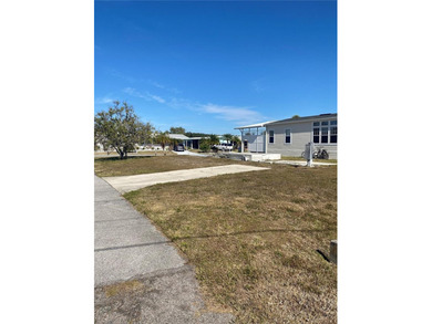 Looking for a piece of Florida paradise to call your own? This - photo 4