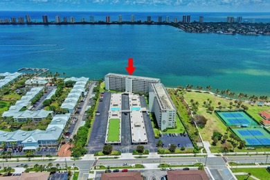 Experience exceptional waterfront living in this beautifully - photo 45