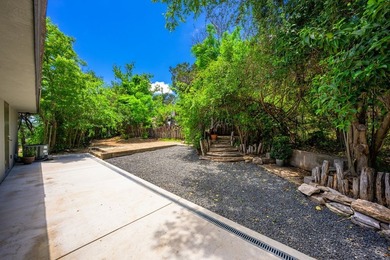 Three bedroom, two bath home nestled on a spacious lot just - photo 19