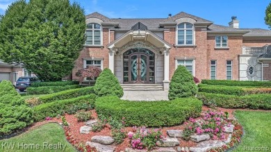 Lake Home For Sale in West Bloomfield, Michigan