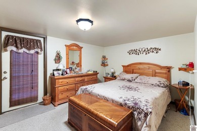 Rockcastle!! This Barn-dominium is on the market for the 1st - photo 12