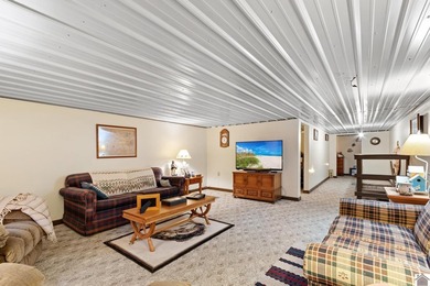 Rockcastle!! This Barn-dominium is on the market for the 1st - photo 21