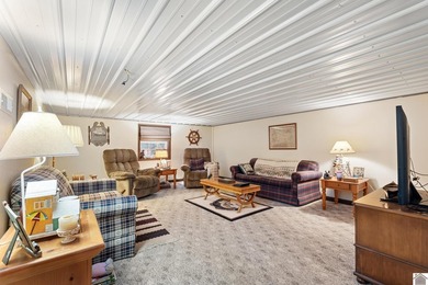 Rockcastle!! This Barn-dominium is on the market for the 1st - photo 22