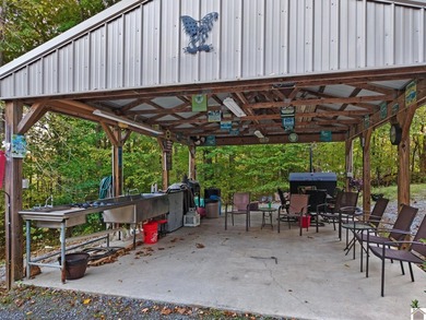 Rockcastle!! This Barn-dominium is on the market for the 1st - photo 24