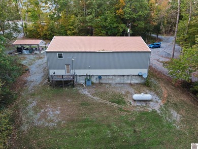 Rockcastle!! This Barn-dominium is on the market for the 1st - photo 31