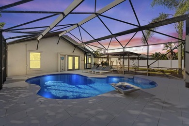 Newly Renovated High End Waterfront Home New Roof, Kitchen - photo 33