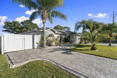 Newly Renovated High End Waterfront Home New Roof, Kitchen - photo 48