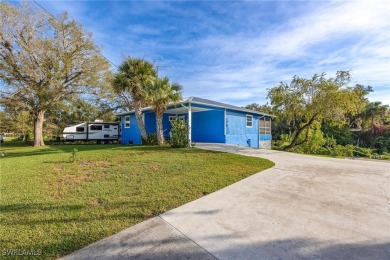 Lake Home For Sale in Labelle, Florida