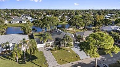 Newly Renovated High End Waterfront Home New Roof, Kitchen - photo 55
