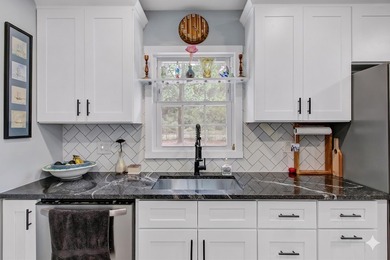 Welcome to 1531 Seacroft, a beautifully updated James Island - photo 13