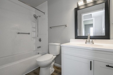 VA and FHA Approved!!! Rentals Allowed! Charming upper 2 bedroom - photo 17