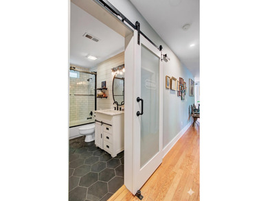 Welcome to 1531 Seacroft, a beautifully updated James Island - photo 22
