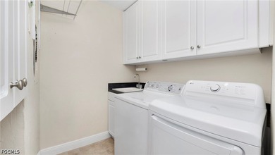 Come experience this beautifully updated 3-bedroom, 2-bath - photo 22