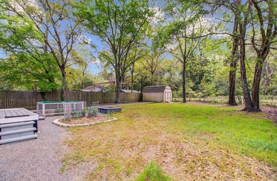 Welcome to 1531 Seacroft, a beautifully updated James Island - photo 25