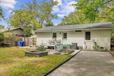 Welcome to 1531 Seacroft, a beautifully updated James Island - photo 29