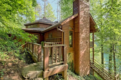 Lake Rabun Home For Sale in Lakemont Georgia