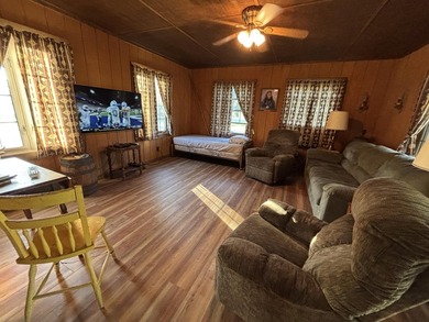 This cute home in Chippewa Subdivision has everything one could - photo 8