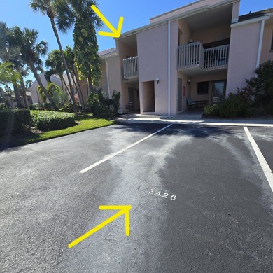 Don't miss this beautiful 3BR/2BA end unit condo, with tranquil - photo 3