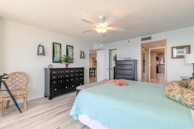Direct Oceanfront Perfection at The Ashley! Welcome to this - photo 8