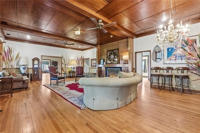 Priced substantially below appraisal!! Extraordinary investment - photo 6