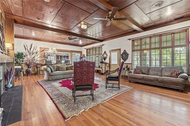 Priced substantially below appraisal!! Extraordinary investment - photo 7