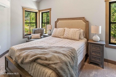 True Ski-In/Ski-Out Schweitzer Condos! Ideally located just - photo 17