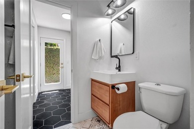 Welcome to this beautifully remodeled turnkey single-story home - photo 24