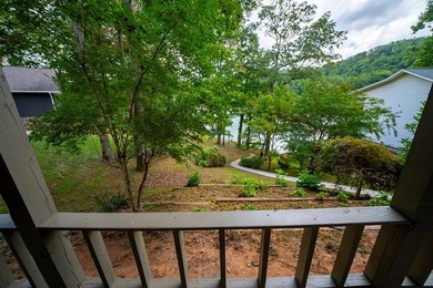 Lakefront home with dock in Santeetlah shores has it all! 68 - photo 2