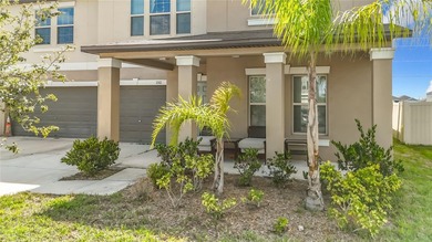 Welcome to this spacious and beautifully maintained 5-bedroom - photo 3