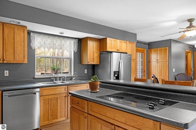 406' of Lake St. Helen frontage and a stunning home nestled on - photo 17