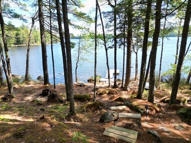 Escape to the peace and quiet of Upper Pond with this charming - photo 18