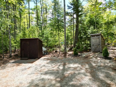 Escape to the peace and quiet of Upper Pond with this charming - photo 21