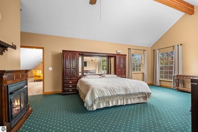 406' of Lake St. Helen frontage and a stunning home nestled on - photo 33