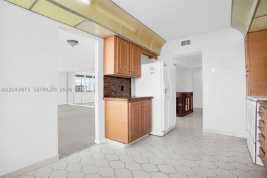 Experience the ultimate South Florida lifestyle in this - photo 8