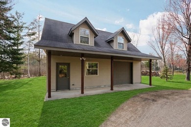 406' of Lake St. Helen frontage and a stunning home nestled on - photo 40