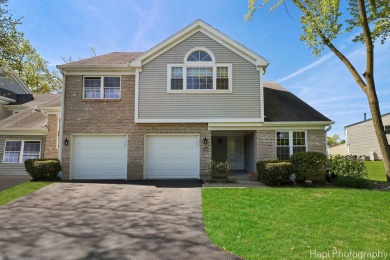 Lake Townhome/Townhouse Sale Pending in Wheeling, Illinois