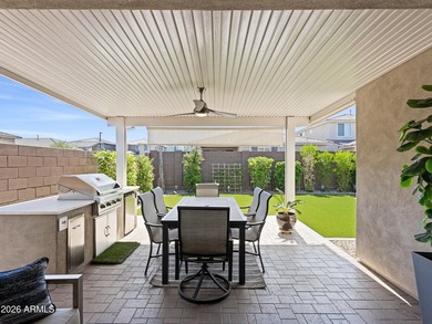 This stunning corner lot is less than 2 years old. All of the - photo 8