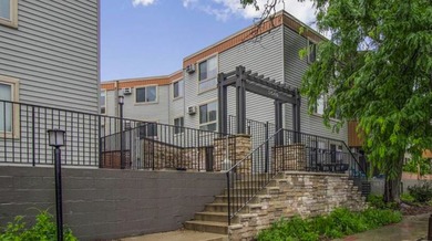 Ideally located in the desirable ECCO neighborhood at the quiet - photo 1